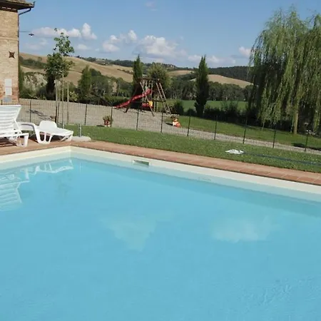 Sleeps 5 With Pool *